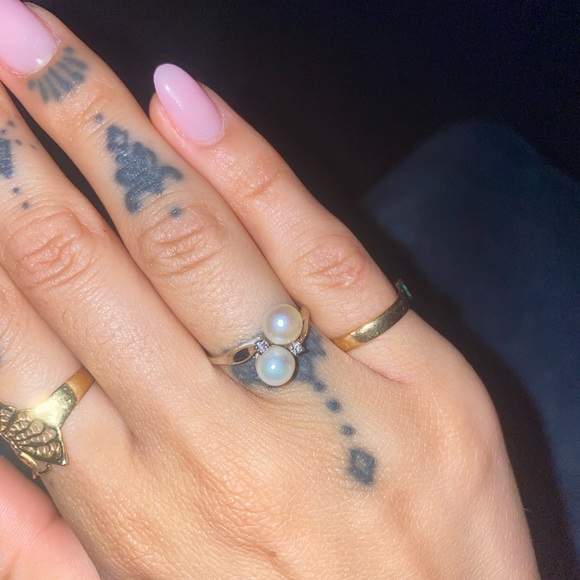 Pearl ring with diamonds - Picture 2 of 3